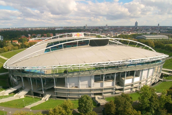 萊比錫紅牛的主場在哪里？