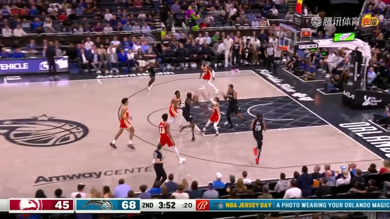 比文班亞馬如何？波爾-波爾持球一條龍反擊轉(zhuǎn)身過人暴扣